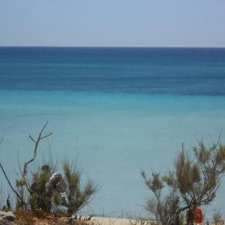 Casa Vacanze Paola 토레 라필로